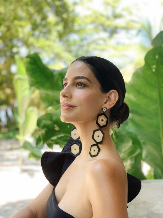 Aretes Tres Horus Reina